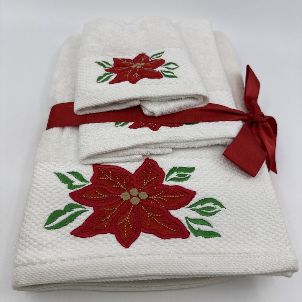 Revere Mills, Inc‎ Embroidered Flower Bath Towel Set Poinsettia Christmas